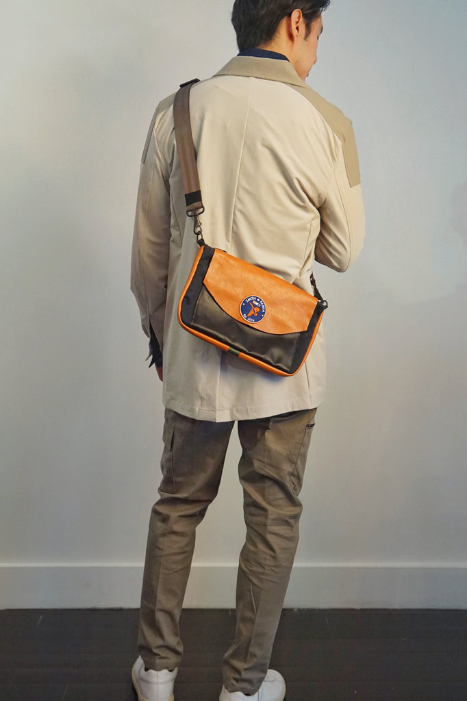 ATLAS MESSENGER BAG - Smith + Parka