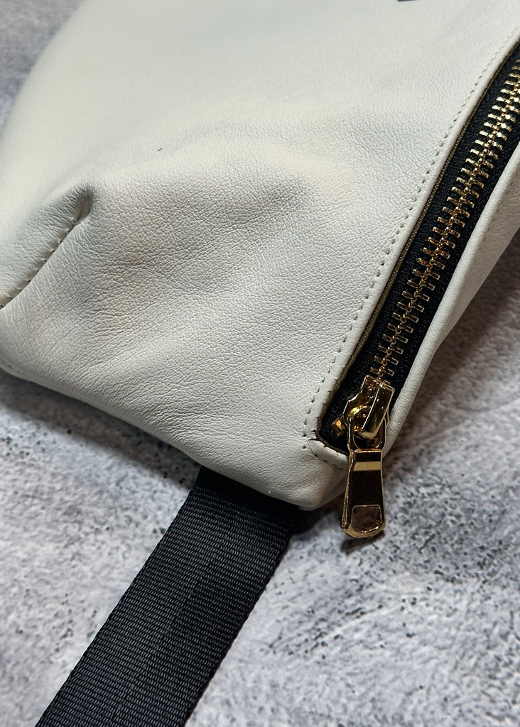BLANC DUO SLING CROSSBODY - Smith + Parka